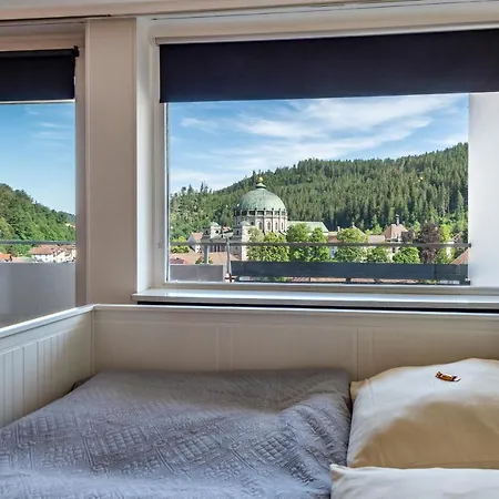Kloster Meister Haus 15 *